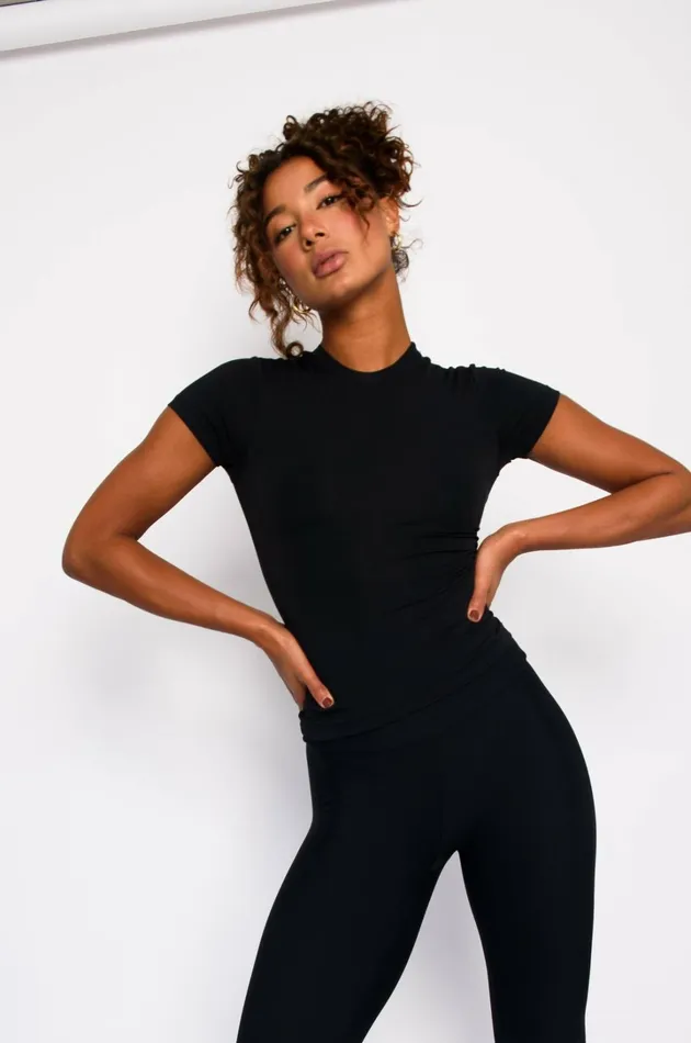 Skatie Active Tops Kim Top Black 8211 Women