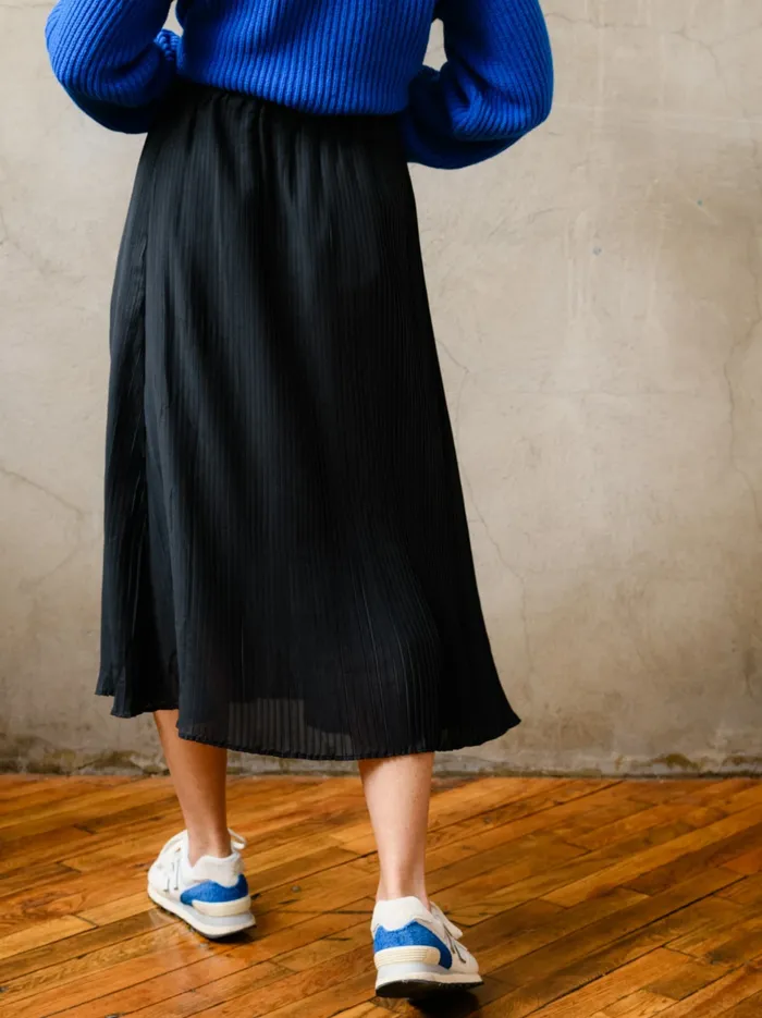 Able Skirts Women Bessie Pleated Skirt Black