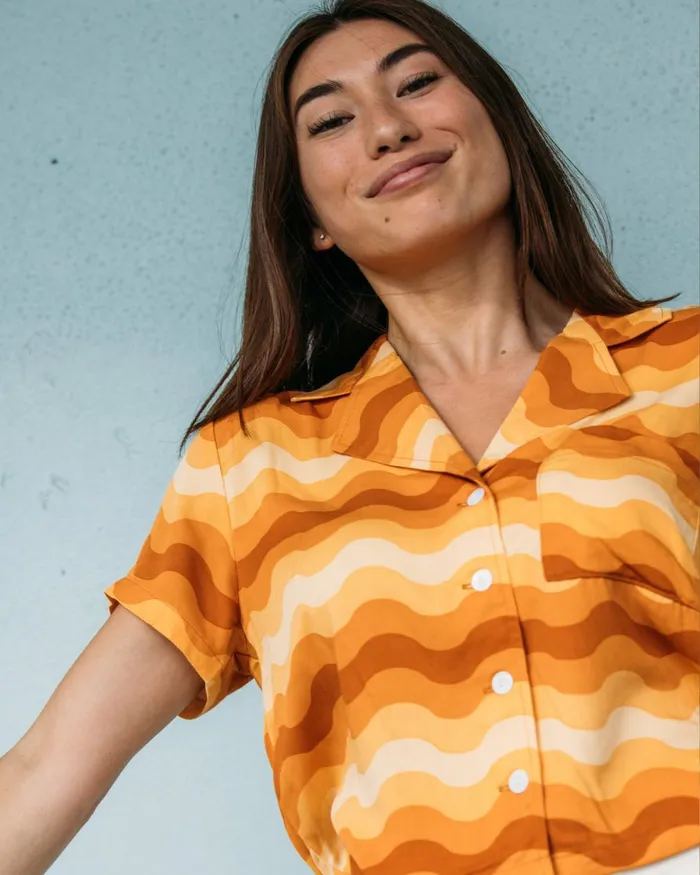 Body Glove New Arrivals Women Just Be You ButtonUp Shirt 8211 Bronze