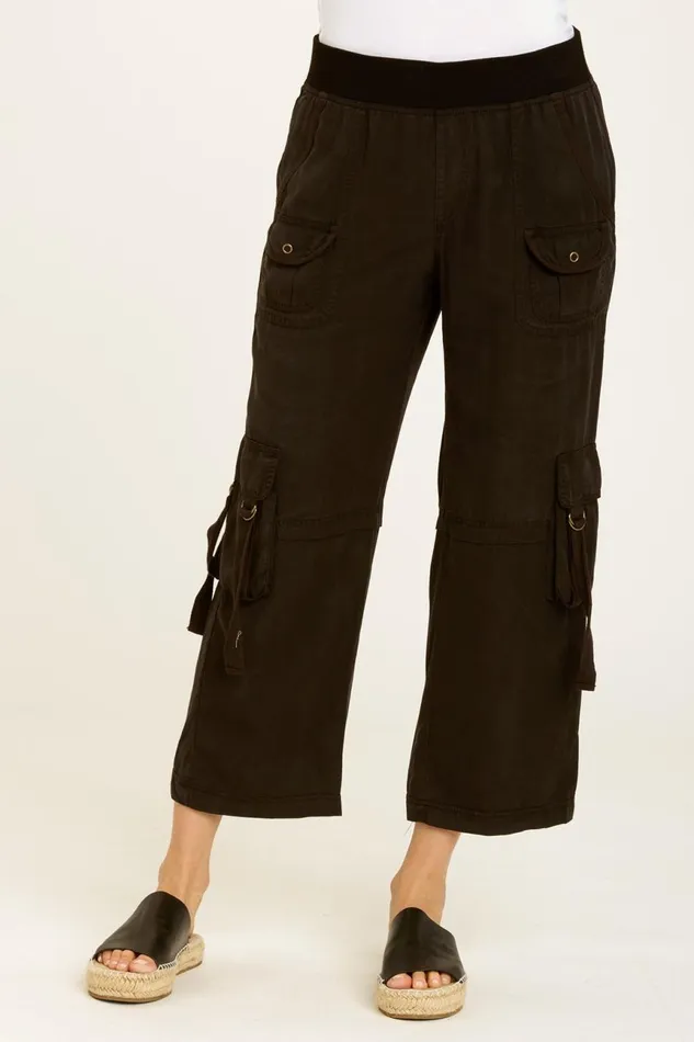 Clothing Crops XCVI Bazel Crop Black