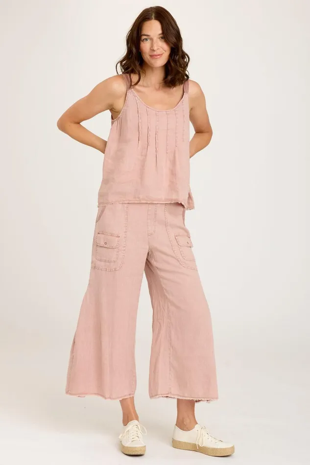 Clothing Crops XCVI Contina Crop Hydrangea Pigment