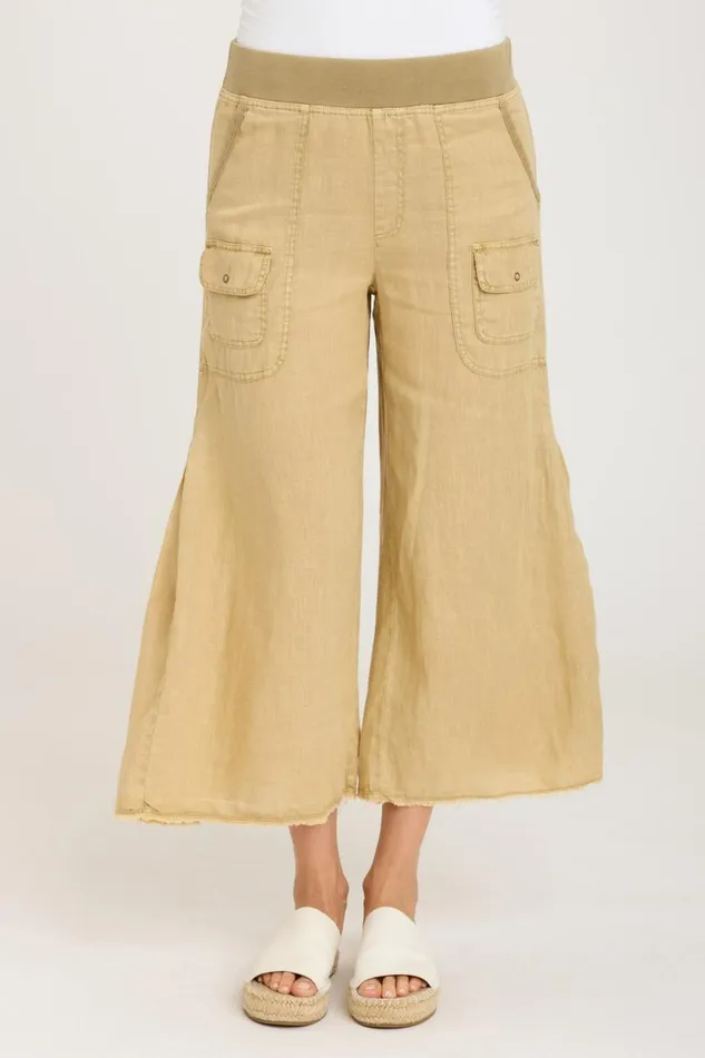 Clothing Crops XCVI Contina Crop Linwood Sands Pigment