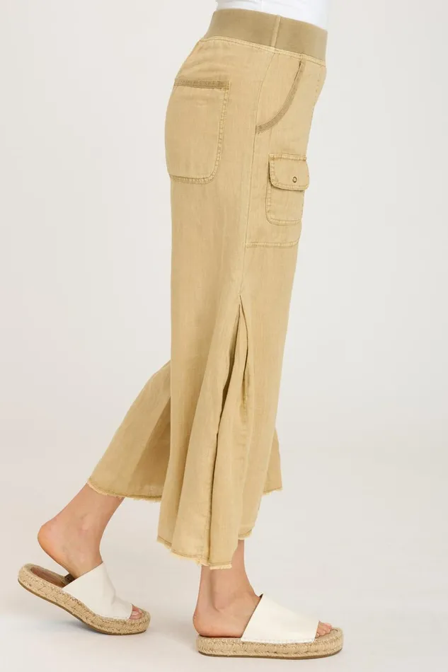 Clothing Crops XCVI Contina Crop Linwood Sands Pigment