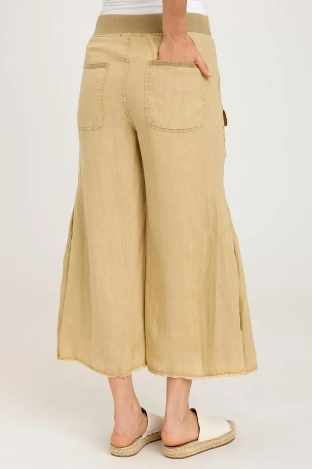 Clothing Crops XCVI Contina Crop Linwood Sands Pigment