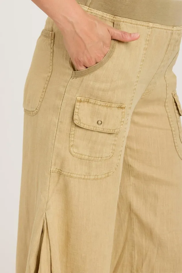 Clothing Crops XCVI Contina Crop Linwood Sands Pigment