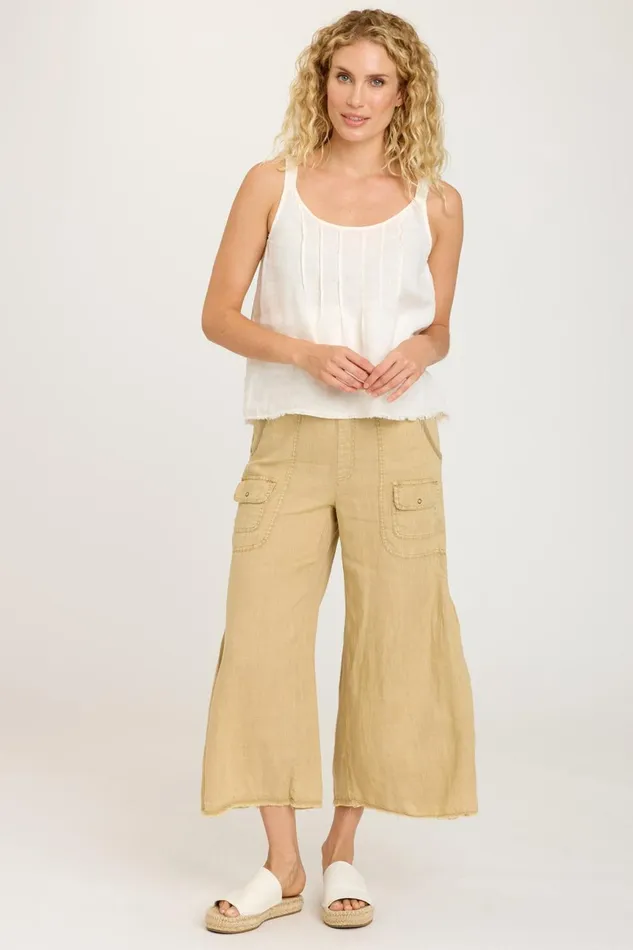 Clothing Crops XCVI Contina Crop Linwood Sands Pigment