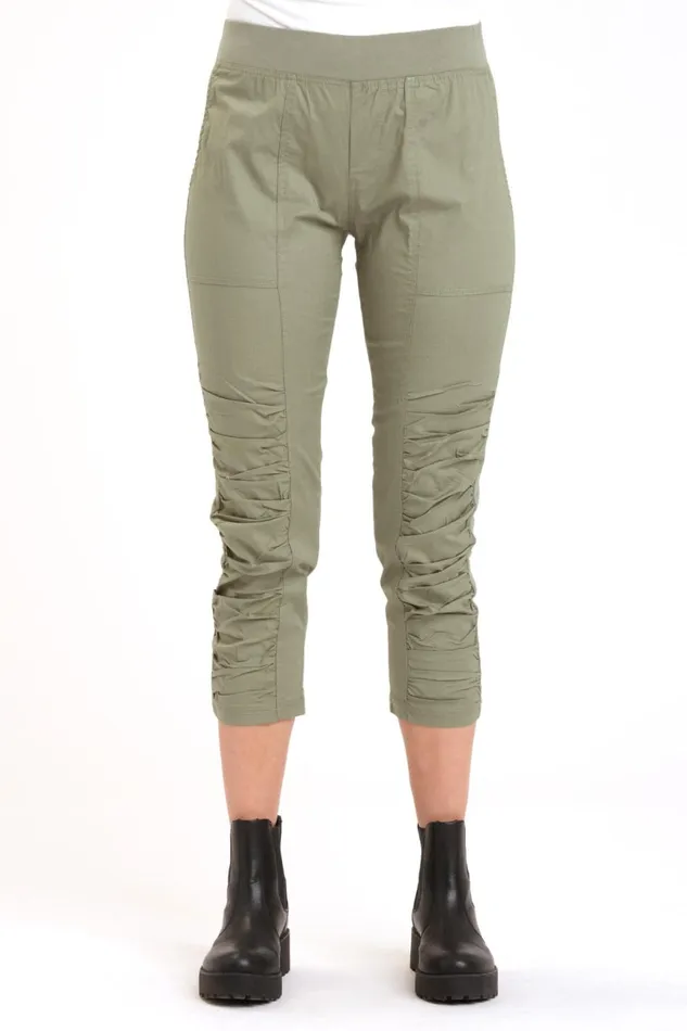 Clothing Crops XCVI Geyser Crop Hillside