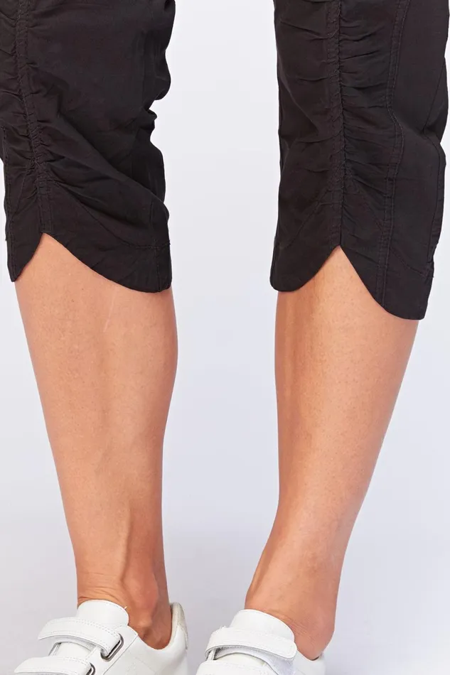 Clothing Crops XCVI Iris Crop Black