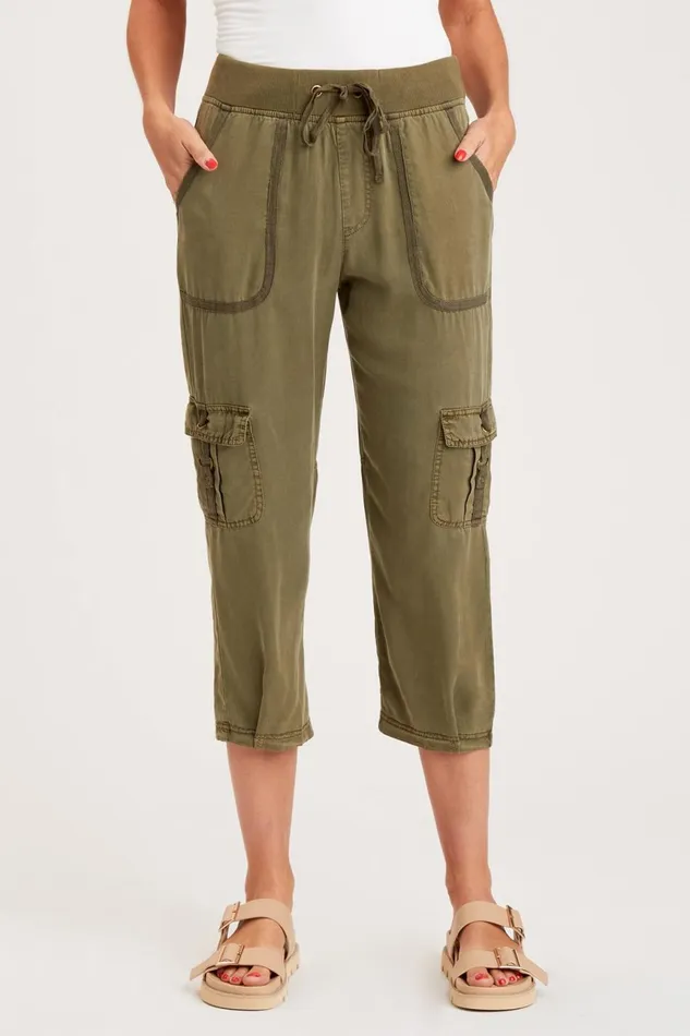 Clothing Crops XCVI Lysander Crop Kombu Pigment
