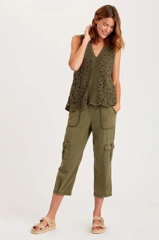 Clothing Crops XCVI Lysander Crop Kombu Pigment