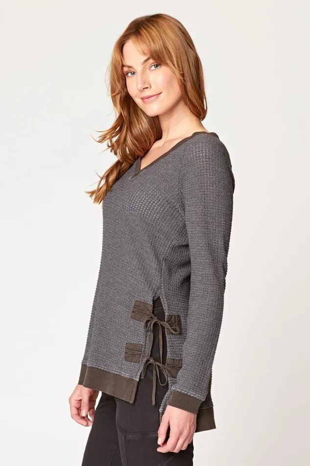 Clothing ShirtsBlouses XCVI Dutchman VNeck Welded Iron