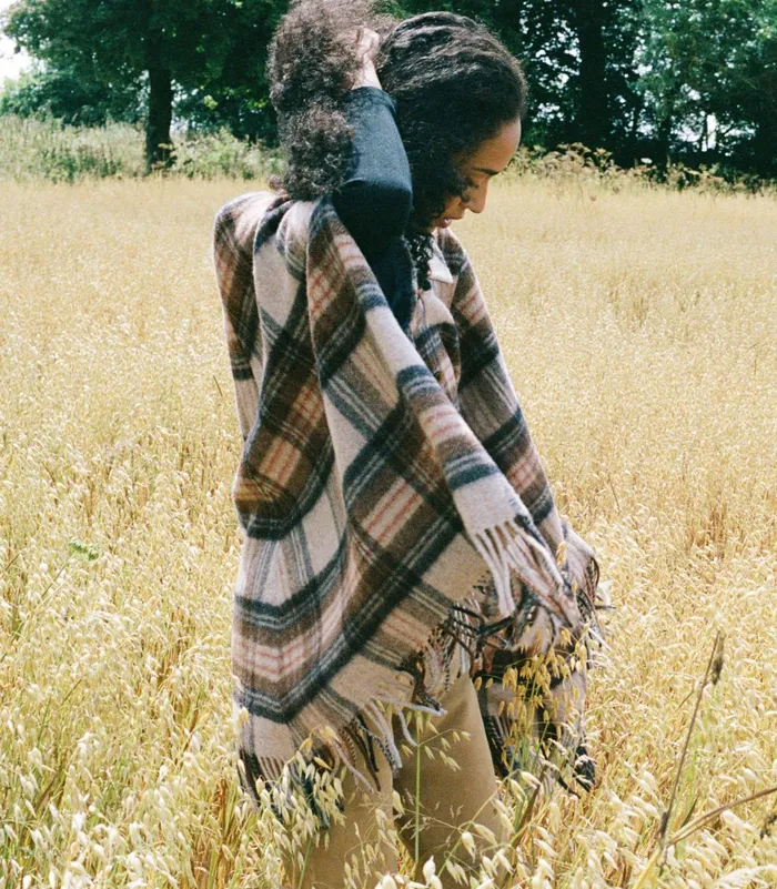 Coats and Jackets Women DEN Kent Cape Maclaine Plaid Coats and Jackets Women DEN Kent Cape Maclaine Plaid