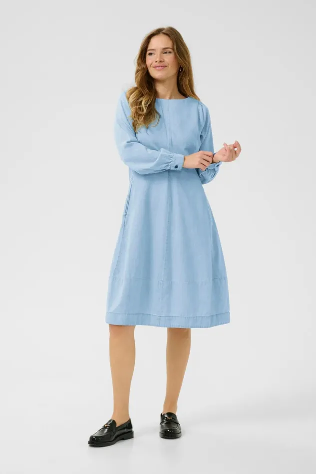 Denim Styles Women CULTURE CUarpa Denim Dress Light Blue Wash