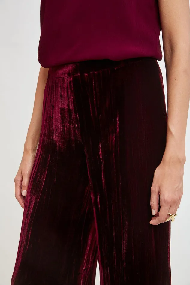 Elie Tahari Plisse Velvet Fluid Pant Burgundy Women Suiting