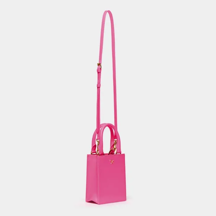 Handbags and Luggage Women GFORE METAL TEES LEATHER MINI TOTE Knockout Pink Handbags and Luggage Women GFORE METAL TEES LEATHER MINI TOTE Knockout Pink