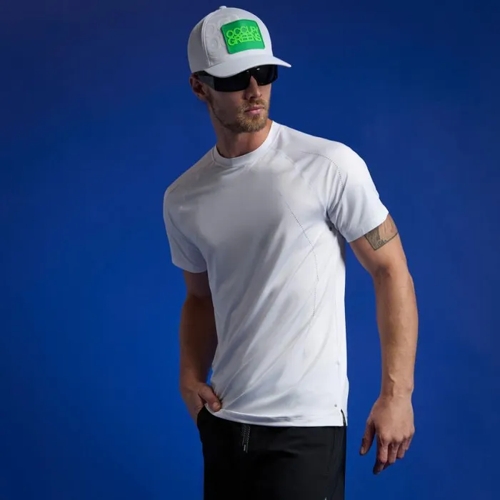 Hoodies and Tees Men GFORE ESSENTIAL TECH JERSEY OPS TEE Snow Hoodies and Tees Men GFORE ESSENTIAL TECH JERSEY OPS TEE Snow