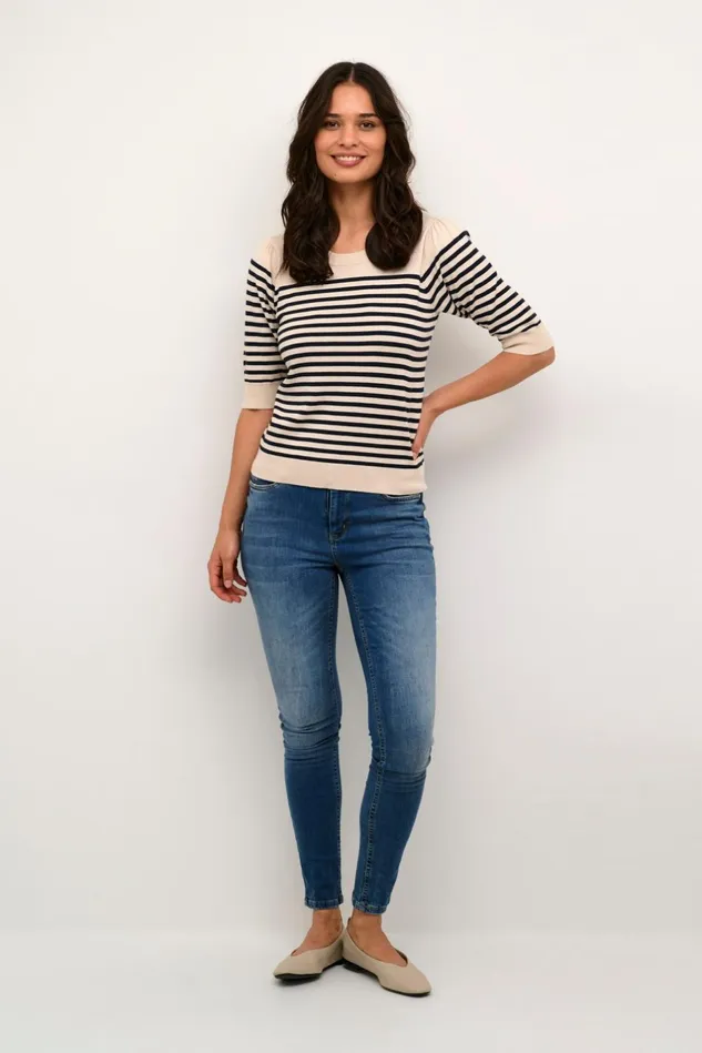 Knitwear and Cardigans Women CULTURE CUannemarie Short Sleeved Pullover