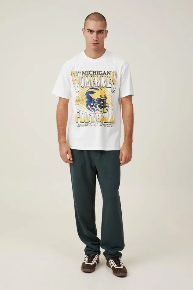 License Loose Fit College TShirt Lcn Img Vintage Whitemichigan 8211 Helmet Men Cotton On Tees and Tanks License Loose Fit College TShirt Lcn Img Vintage Whitemichigan 8211 Helmet Men Cotton On Tees and Tanks