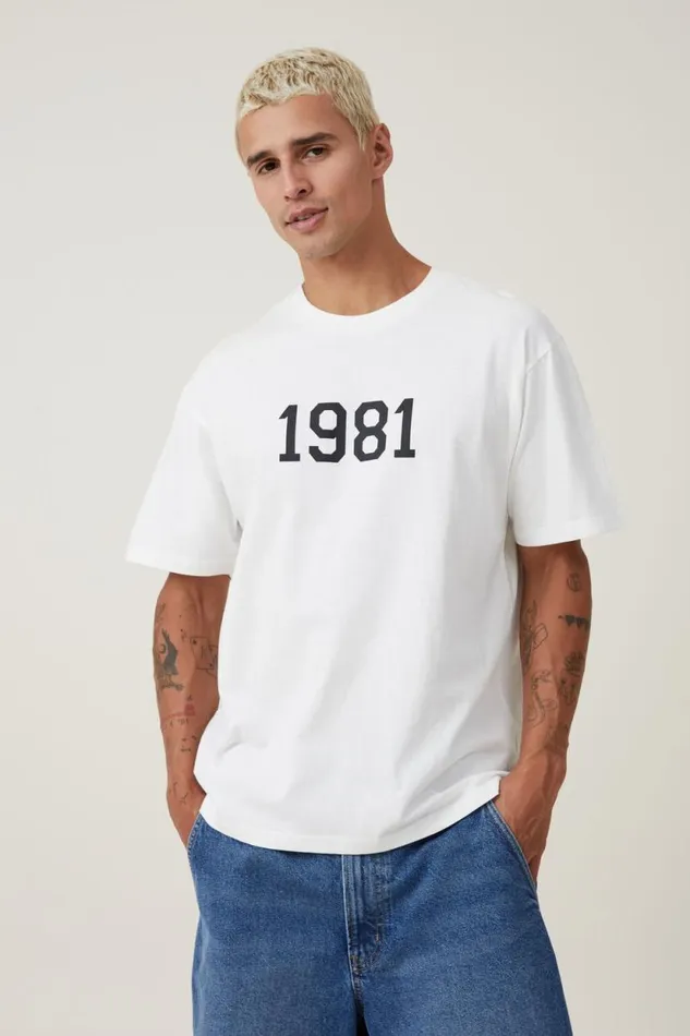 Loose Fit College TShirt Vintage White 1981 Men Cotton On Tees and Tanks