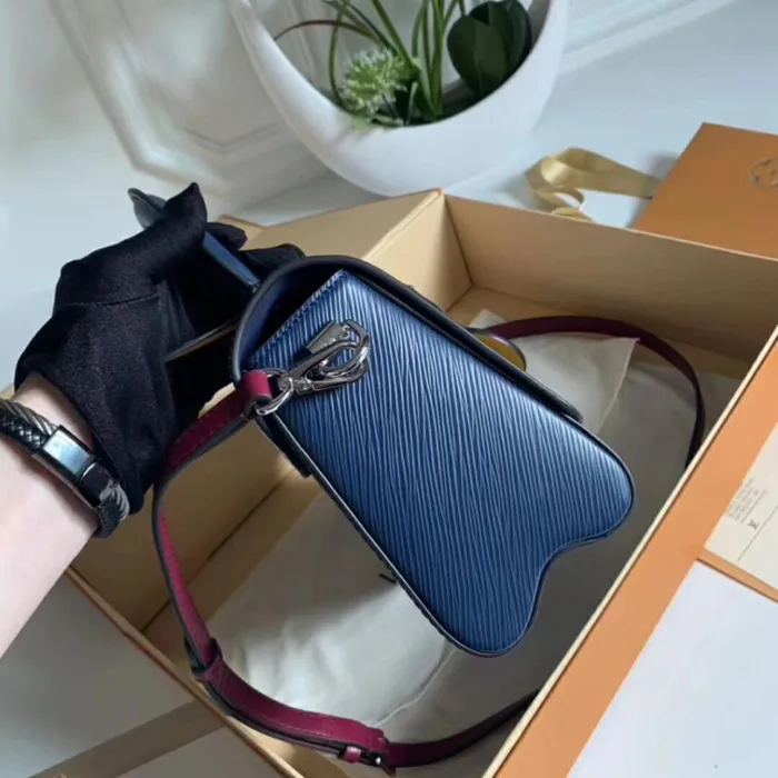 Louis Vuitton Twist Bag Louis Vuitton Twist MM Handle Bag Epi Monogram M52514 8211 Louis Vuitton Handbag Store 8211 Women Louis Vuitton Twist Bag Louis Vuitton Twist MM Handle Bag Epi Monogram M52514 8211 Louis Vuitton Handbag Store 8211 Women