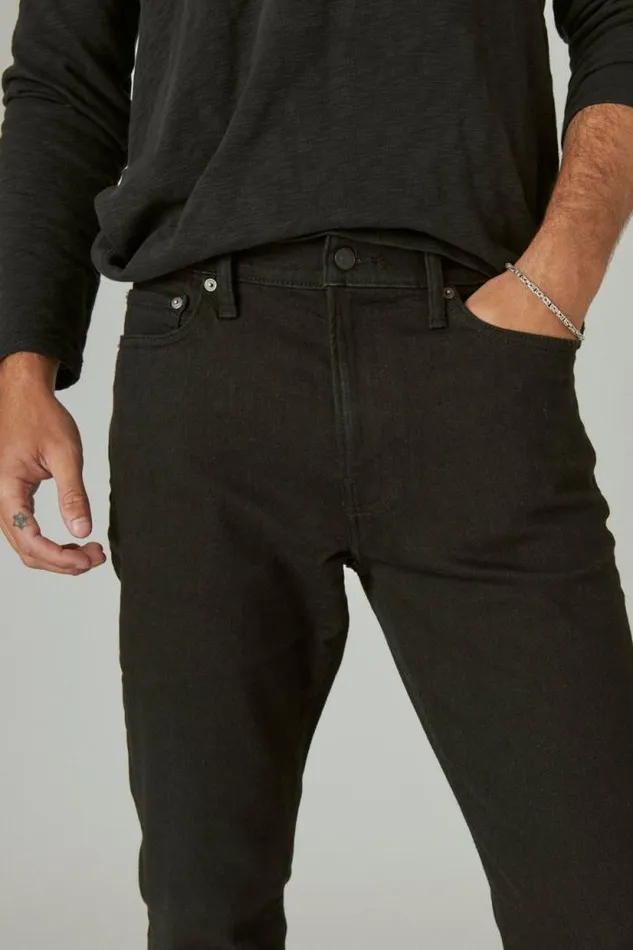 Lucky Brand 410 Athletic Straight Advanced Stretch Jean Black Rinse Men Jeans