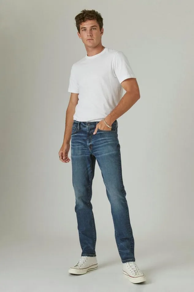 Lucky Brand 411 Athletic Taper Advanced Stretch Jean Kerrwood Men Jeans