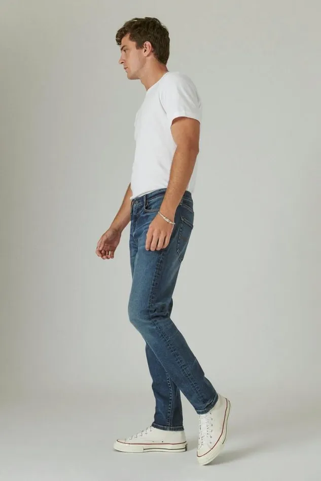 Lucky Brand 411 Athletic Taper Advanced Stretch Jean Kerrwood Men Jeans