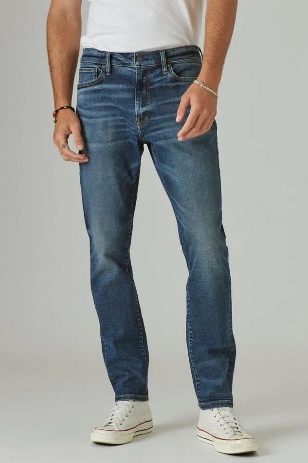 Lucky Brand 411 Athletic Taper Advanced Stretch Jean Kerrwood Men Jeans