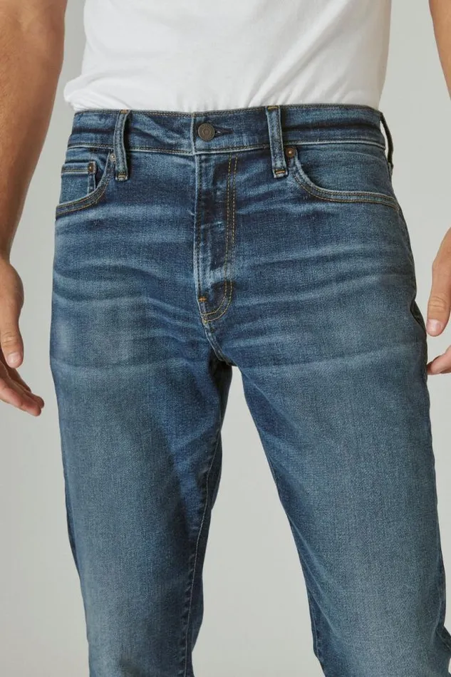 Lucky Brand 411 Athletic Taper Advanced Stretch Jean Kerrwood Men Jeans