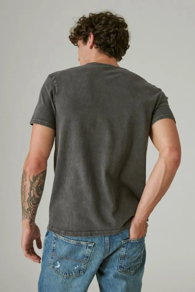 Lucky Brand Chevelle Jet Black Men Graphic Tees