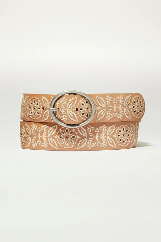 Lucky Brand Delicate Floral Embroidered Belt Natural Women Belts