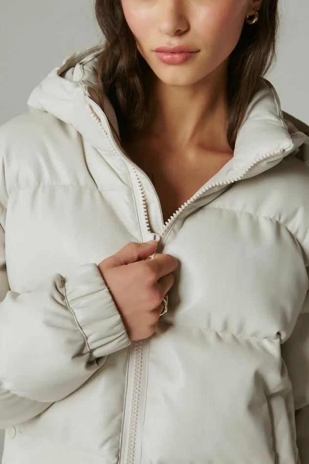 Lucky Brand Oversized Faux Leather Puffer Jacket White Women Jackets and Outerwear