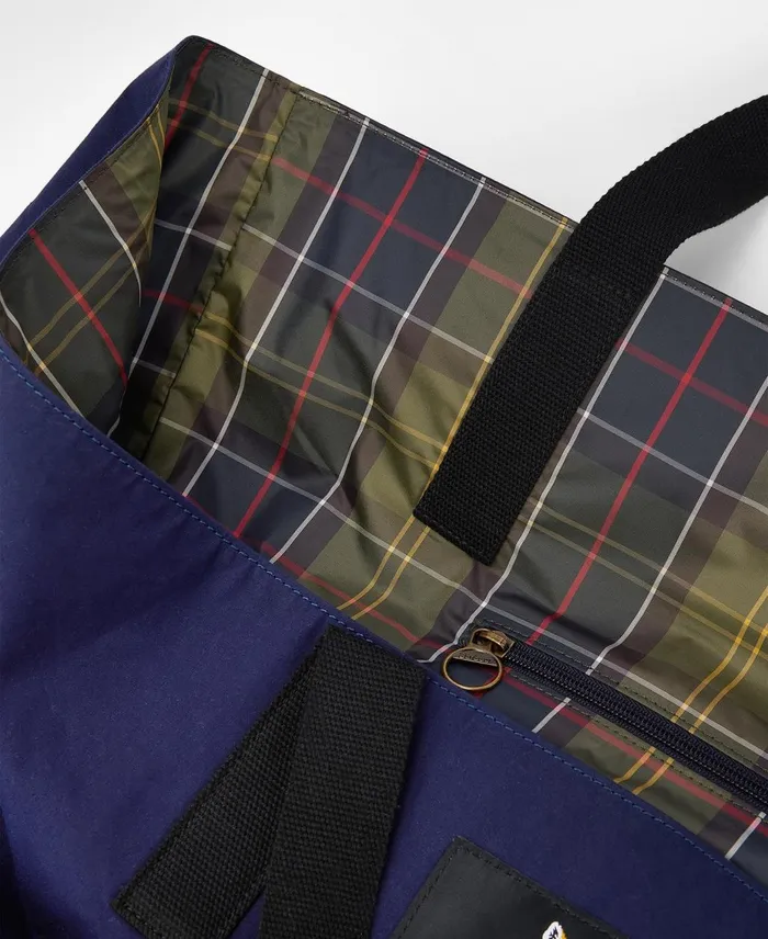 Men Bags and Luggage Barbour X Maison Kitsun Reversible Tote Bag Dark Navy Men Bags and Luggage Barbour X Maison Kitsun Reversible Tote Bag Dark Navy