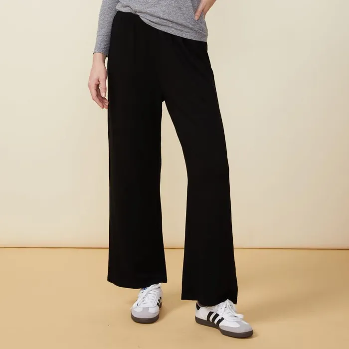 MONROW SWEATS Supersoft Crop Straight Leg Sweat Black 8211 Shop