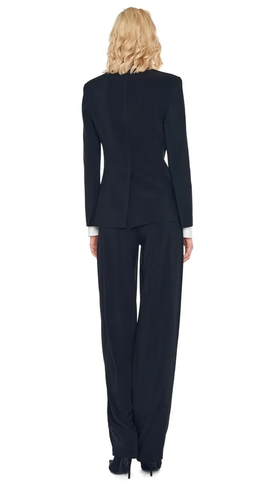 Norma Kamali Wardrobe TAPERED PLEATED TROUSER With CLASSIC SINGLE BREASTED JACKET 8211 Clothing Norma Kamali Wardrobe TAPERED PLEATED TROUSER With CLASSIC SINGLE BREASTED JACKET 8211 Clothing