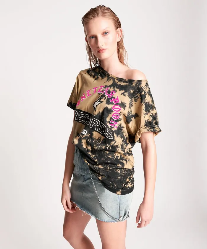 OT RECORDS TIE DYED BOYFRIEND TEE Women One Teaspoon Basic Tees OT RECORDS TIE DYED BOYFRIEND TEE Women One Teaspoon Basic Tees