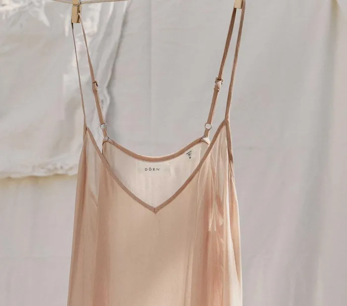 Slips Women DEN Long Deep VNeck Slip Conch