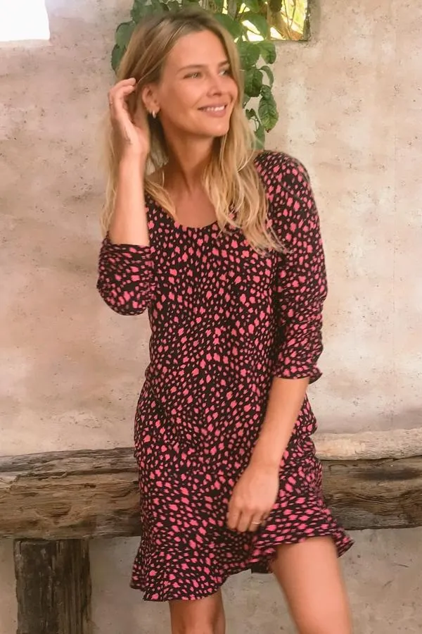 Sosandar Dresses Women Black and Pink Ruffle Hem Shift Dress Black Pink