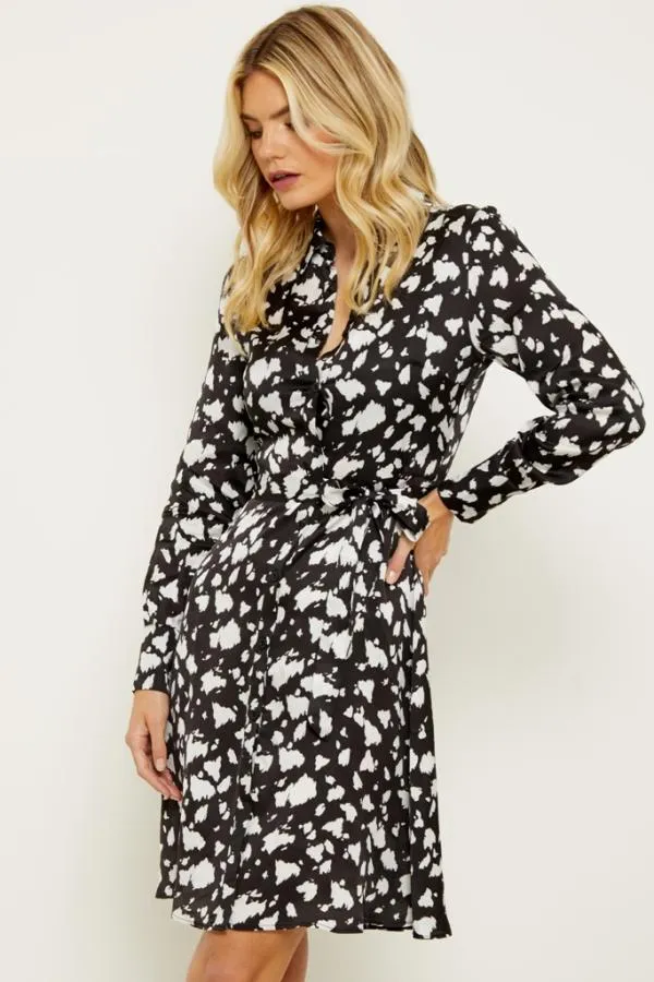 Sosandar Dresses Women Black and White Chic Print Belted Shirt Dress Black White
