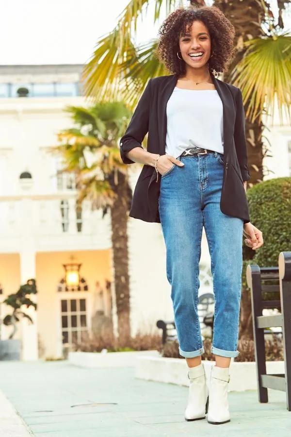 Sosandar Jackets and Coats Women Black Relaxed Fit Blazer Black