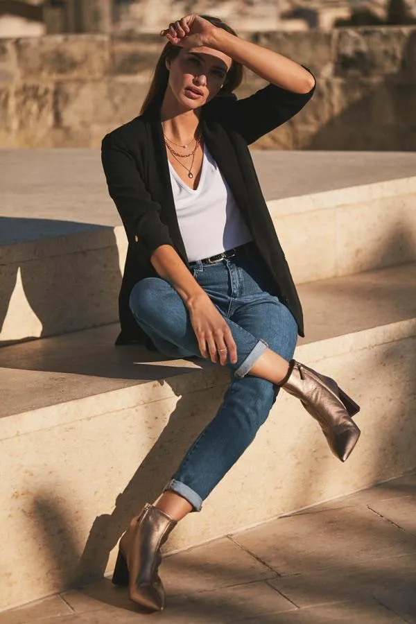 Sosandar Jackets and Coats Women Black Relaxed Fit Blazer Black
