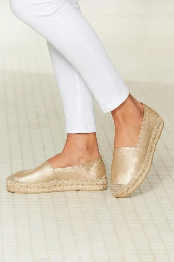 Sosandar Sandals and Flip Flops Women Paloma Gold Leather Flat Espadrille
