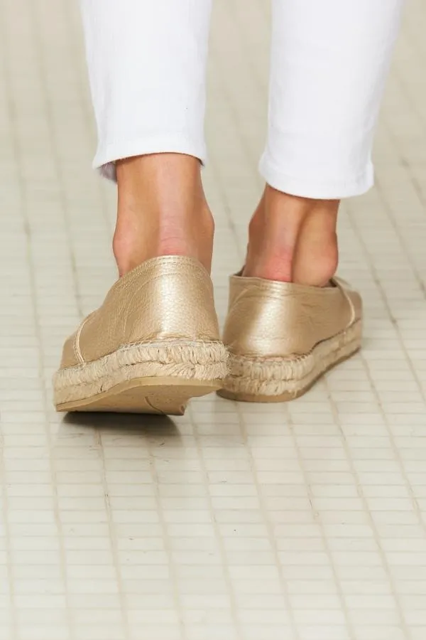Sosandar Sandals and Flip Flops Women Paloma Gold Leather Flat Espadrille