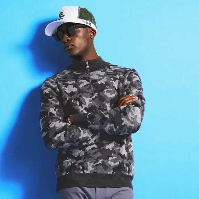 Sweaters Men GFORE CAMO JACQUARD MERINO WOOL QUARTER ZIP SWEATER Charcoal Camo Sweaters Men GFORE CAMO JACQUARD MERINO WOOL QUARTER ZIP SWEATER Charcoal Camo