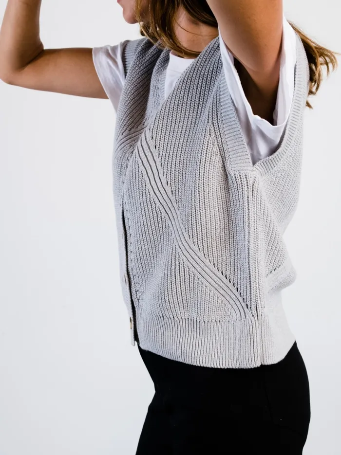 Sweaters Women Able Jess Sweater Vest Oatmeal