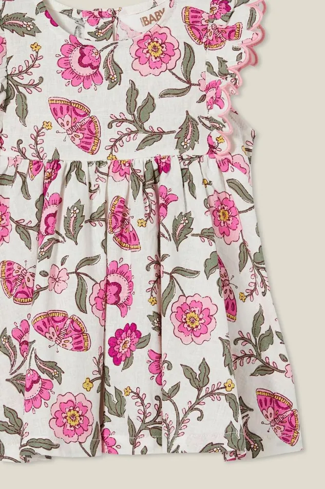 Tess Flutter Sleeve Dress Vanillafestival Fuschia Folkie Floral GirlsBaby Cotton On Dresses Tess Flutter Sleeve Dress Vanillafestival Fuschia Folkie Floral GirlsBaby Cotton On Dresses