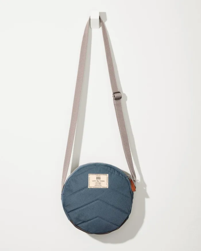 Tommy Bahama Paddington Airforce Crossbody Bag Airforce WomenMenBig and TallBeach and Home Handbags and Clutches Tommy Bahama Paddington Airforce Crossbody Bag Airforce WomenMenBig and TallBeach and Home Handbags and Clutches