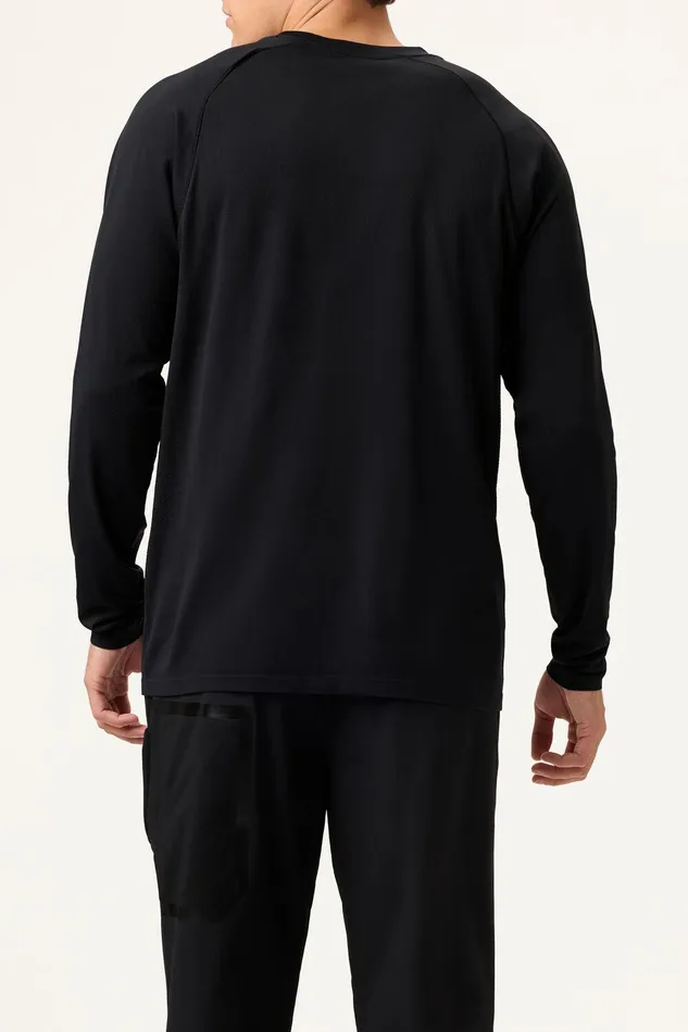 Tops and TShirts Men Fila Lucky Ace Seamless Long Sleeve Top 001 Black Tops and TShirts Men Fila Lucky Ace Seamless Long Sleeve Top 001 Black