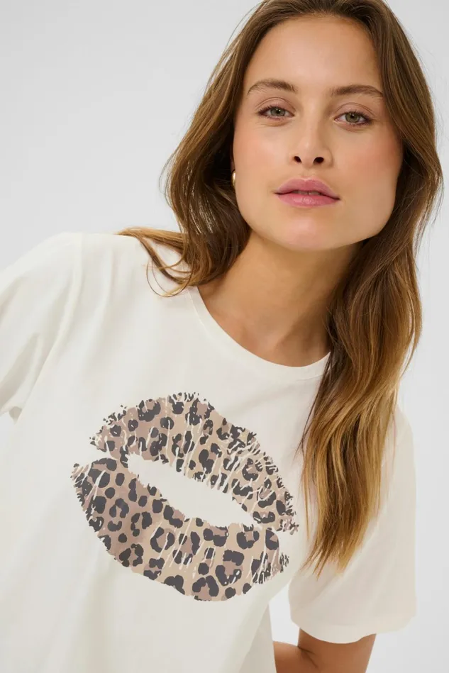 Tops and TShirts Women CULTURE CUnuga Tshirt Spring Gardenia