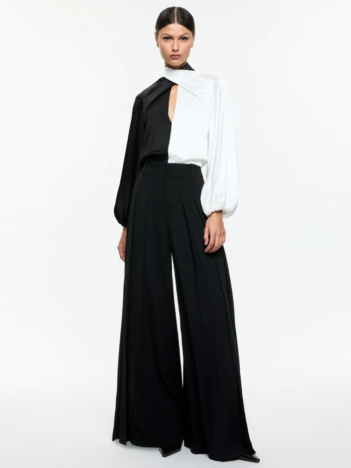 Tops Women Alice Olivia MAHOGANY TWIST NECK CROPPED TOP Blackoff White